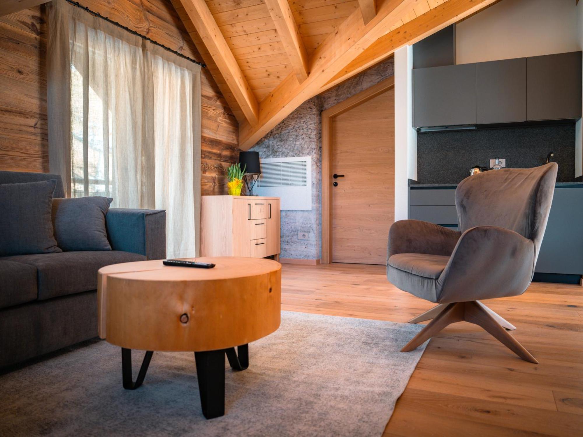 Vivi Suites & Spa - Boutique Guest House Molveno Luaran gambar