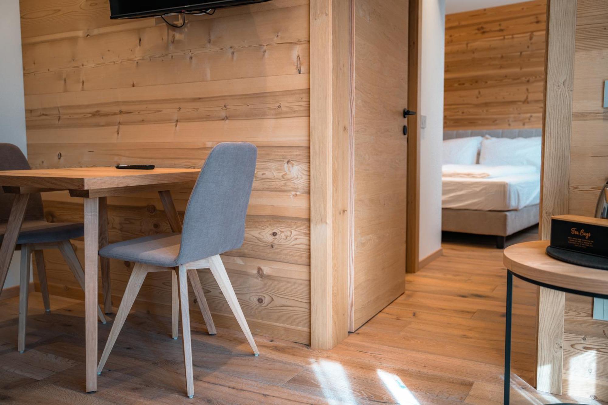 Vivi Suites & Spa - Boutique Guest House Molveno Luaran gambar